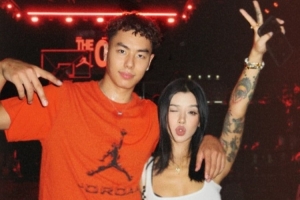 九游-又来撒狗粮啦！李添荣女友晒近照：帅哥聚会