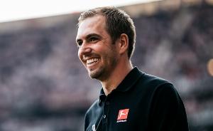 jiuyou-拉姆谈边后卫如何防守：不贸然下铲 学会引导对手 延缓对方进攻